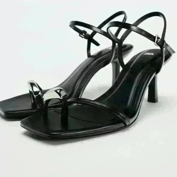 Zara embellished sandals - Picture 3 of 11